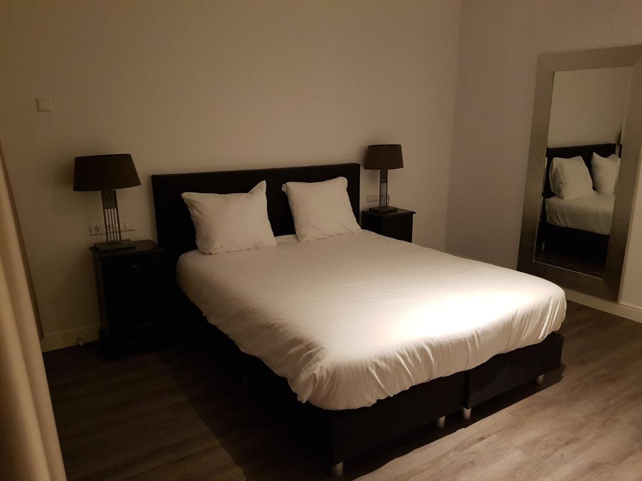 ליסא Hotel De Lis מראה חיצוני תמונה