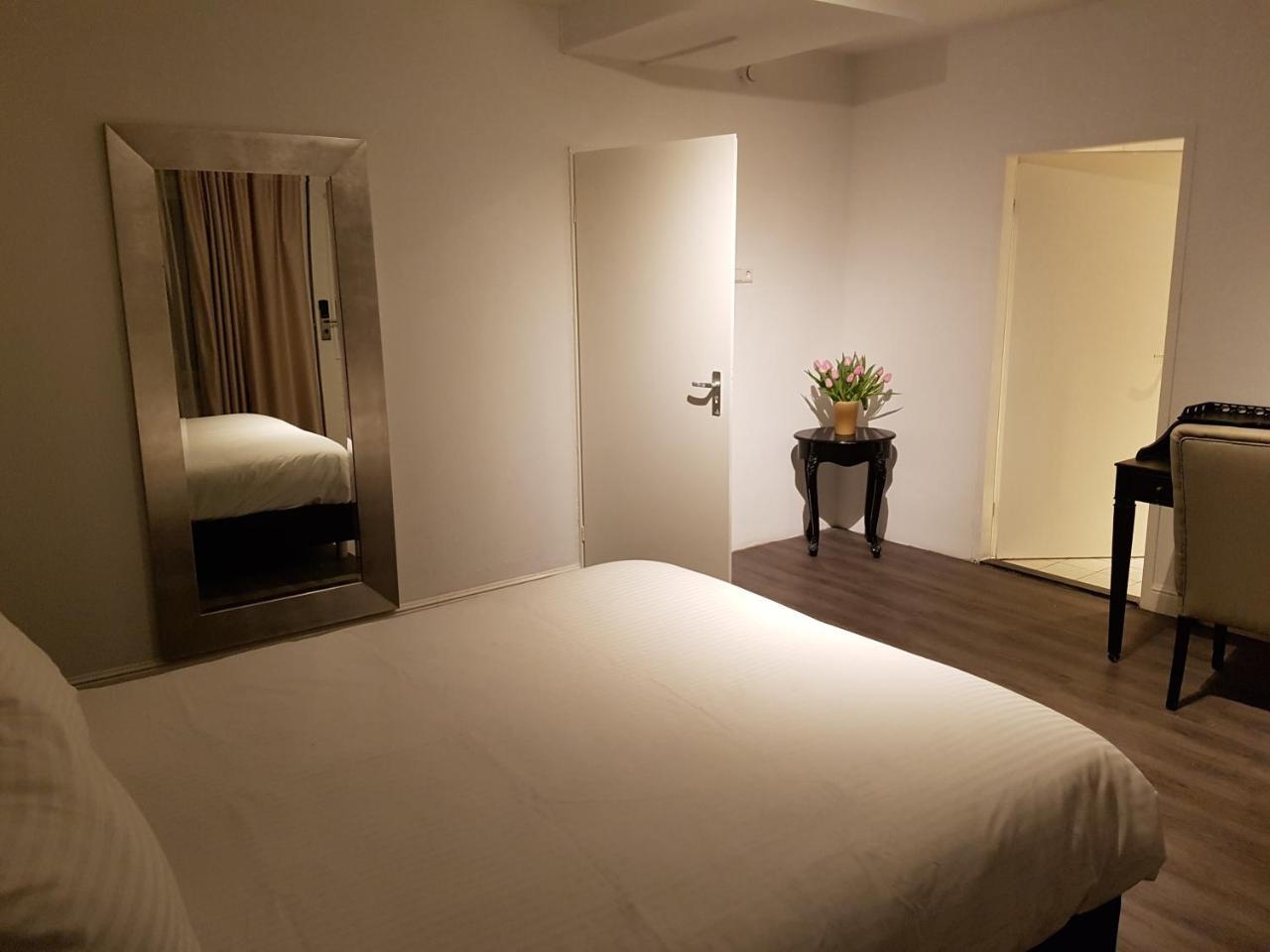 ליסא Hotel De Lis מראה חיצוני תמונה