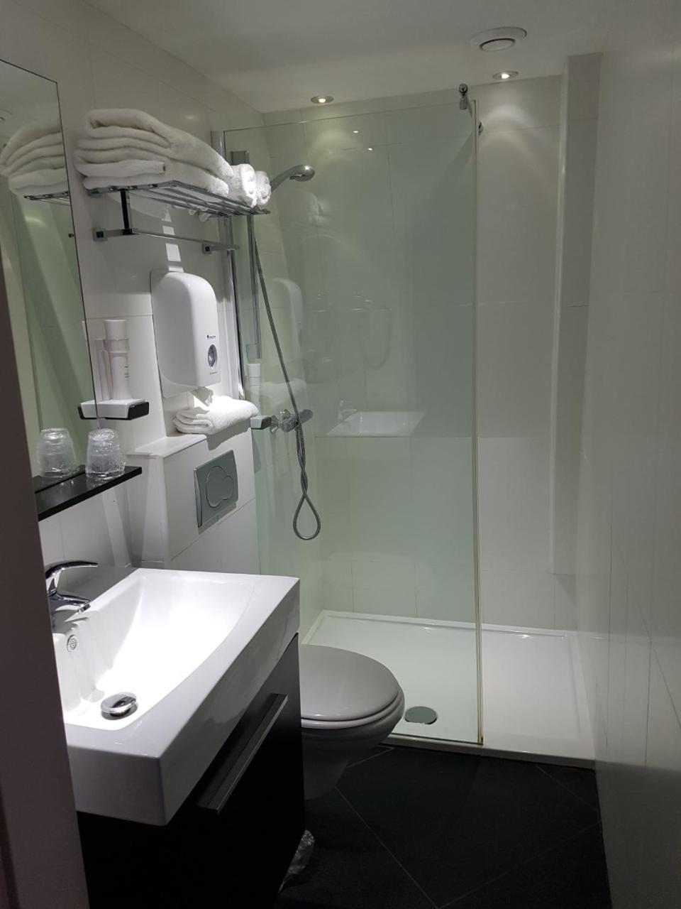 ליסא Hotel De Lis מראה חיצוני תמונה