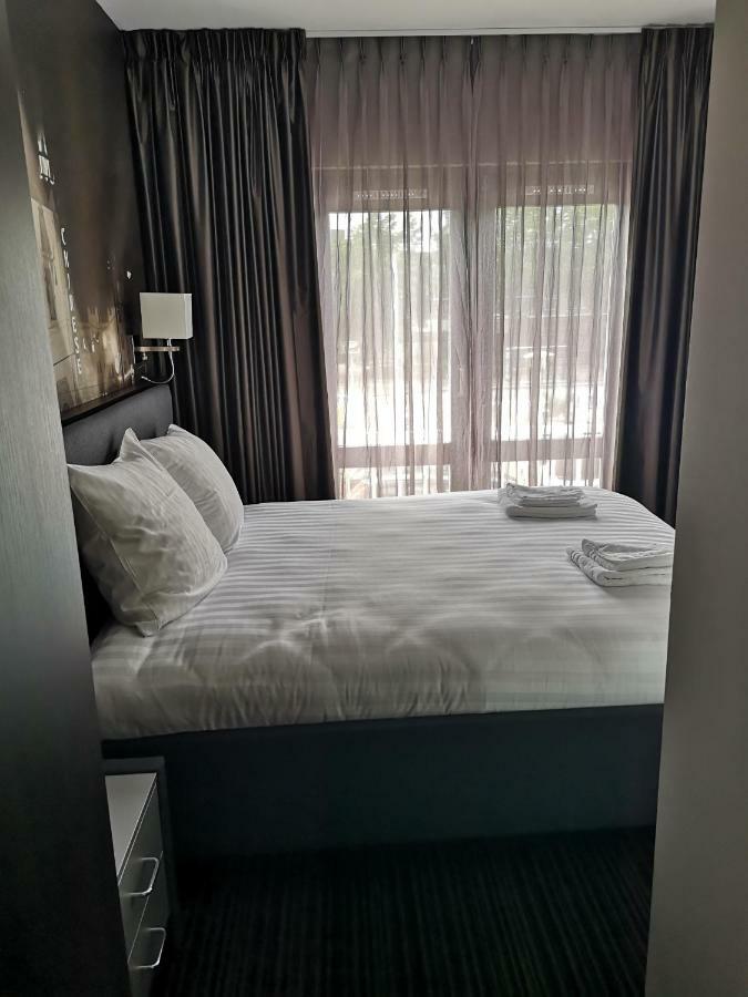 ליסא Hotel De Lis מראה חיצוני תמונה