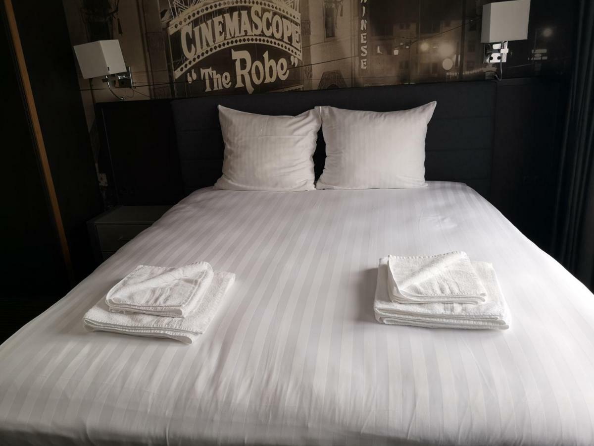 ליסא Hotel De Lis מראה חיצוני תמונה