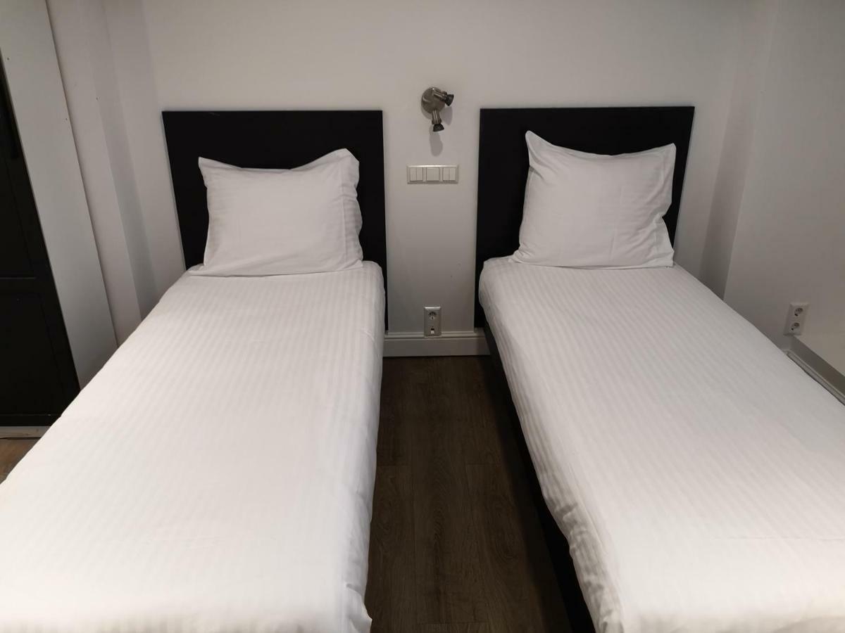 ליסא Hotel De Lis מראה חיצוני תמונה